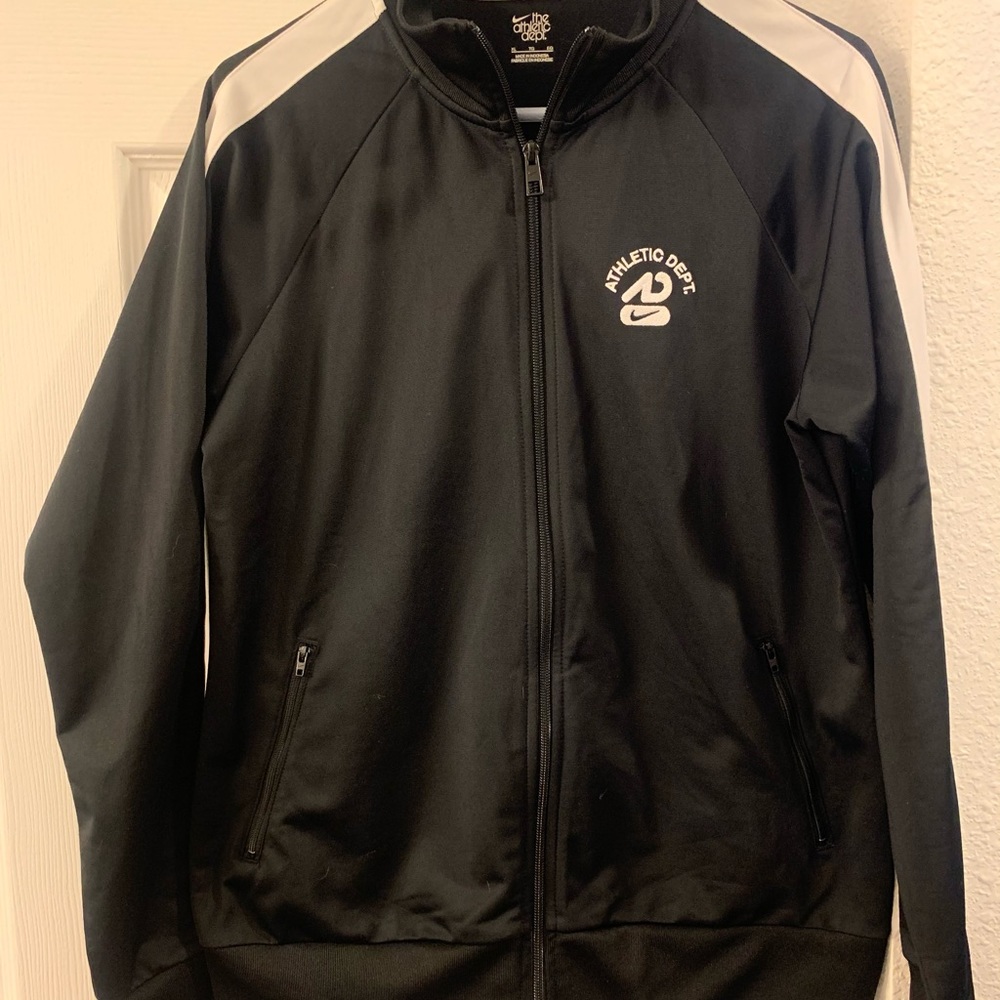 Women’s XL Nike warm up jacket- worn twice
